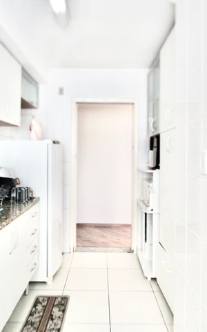 Apartamento à venda com 55m², 2 quartos e 1 vaga Apartamento à venda com 55m², 2 quartos e 1 vagaCozinha