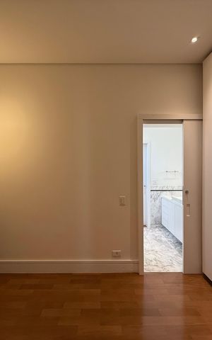 Apartamento para alugar com 260m², 3 quartos e 4 vagas Apartamento para alugar com 260m², 3 quartos e 4 vagasQuarto 2