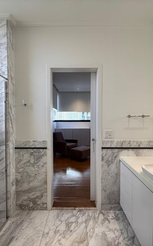 Apartamento para alugar com 260m², 3 quartos e 4 vagas Apartamento para alugar com 260m², 3 quartos e 4 vagasbanheiro 3
