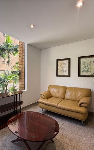 Apartamento para alugar com 260m², 3 quartos e 4 vagas Apartamento para alugar com 260m², 3 quartos e 4 vagasHall