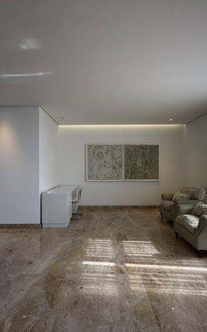 Apartamento para alugar com 260m², 3 quartos e 4 vagas