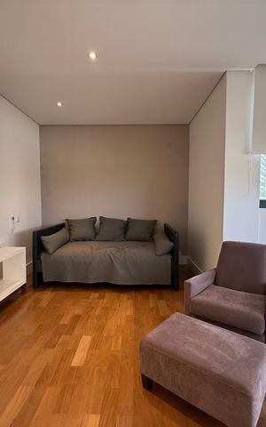 Apartamento para alugar com 260m², 3 quartos e 4 vagas Apartamento para alugar com 260m², 3 quartos e 4 vagasquarto 3