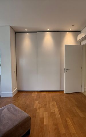 Apartamento para alugar com 260m², 3 quartos e 4 vagas Apartamento para alugar com 260m², 3 quartos e 4 vagasquarto 3