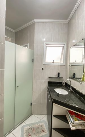 Casa à venda com 140m², 3 quartos e 2 vagas Casa à venda com 140m², 3 quartos e 2 vagasBanheiro