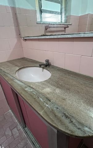 Casa à venda com 80m², 3 quartos e 1 vagaBanheiro