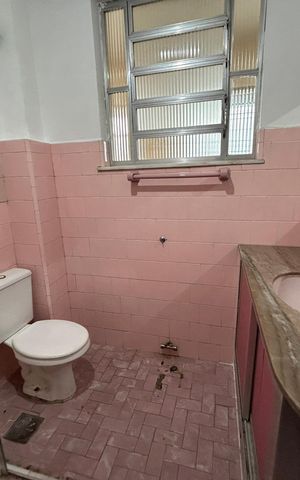 Casa à venda com 80m², 3 quartos e 1 vagaBanheiro