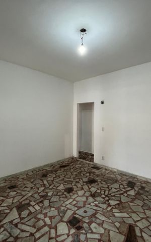 Casa à venda com 80m², 3 quartos e 1 vagaSala