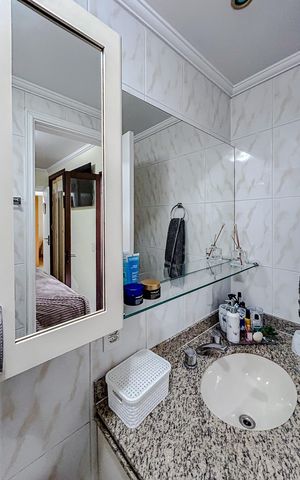 Apartamento à venda com 75m², 3 quartos e 2 vagasBanheiro da Suíte