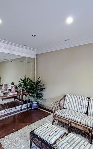 Apartamento à venda com 75m², 3 quartos e 2 vagasHall social