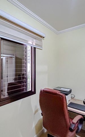 Apartamento à venda com 75m², 3 quartos e 2 vagasQuarto 2