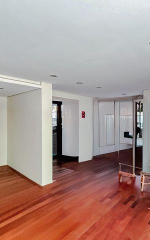 Apartamento à venda com 75m², 3 quartos e 2 vagasÁrea comum - Salão de festas
