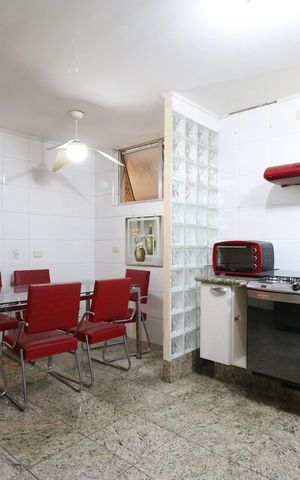 Apartamento à venda com 281m², 4 quartos e 2 vagasCozinha 