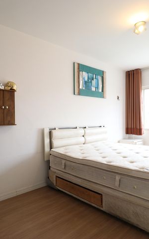 Apartamento à venda com 281m², 4 quartos e 2 vagasQuarto 2