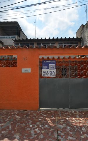 Casa para alugar com 200m², 1 quarto e 3 vagasFachada
