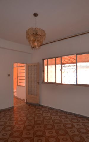 Casa para alugar com 200m², 1 quarto e 3 vagasSala