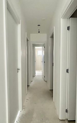 Apartamento à venda com 120m², 4 quartos e 2 vagas Apartamento à venda com 120m², 4 quartos e 2 vagasCorredor