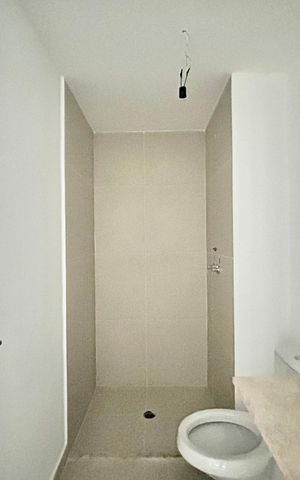 Apartamento à venda com 120m², 4 quartos e 2 vagas Apartamento à venda com 120m², 4 quartos e 2 vagasBanheiro