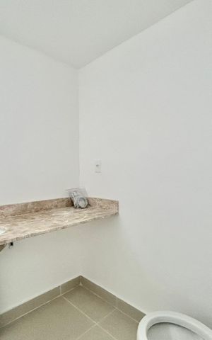Apartamento à venda com 120m², 4 quartos e 2 vagas Apartamento à venda com 120m², 4 quartos e 2 vagasBanheiro do Quarto 1