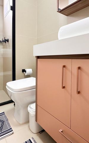 Apartamento à venda com 76m², 3 quartos e 1 vaga Apartamento à venda com 76m², 3 quartos e 1 vagaBanheiro da Suíte