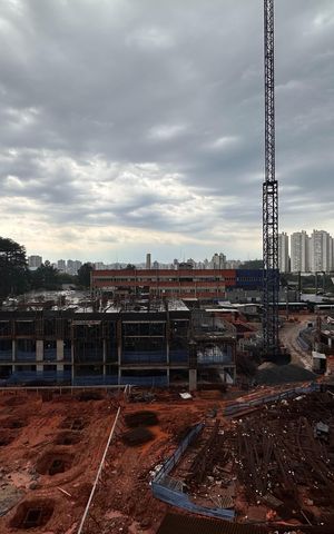 Apartamento à venda com 76m², 3 quartos e 1 vaga Apartamento à venda com 76m², 3 quartos e 1 vagaVista da Sacada