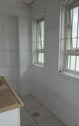 Casa à venda com 120m², 2 quartos e 1 vaga