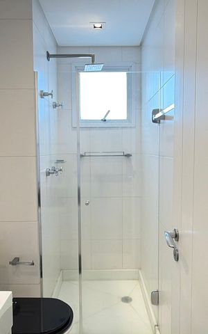 Apartamento à venda com 131m², 3 quartos e 3 vagas Apartamento à venda com 131m², 3 quartos e 3 vagasBanheiro da Suíte 3
