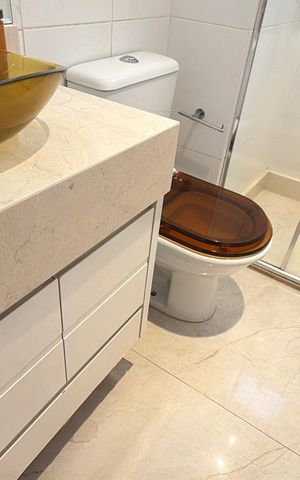 Apartamento à venda com 131m², 3 quartos e 3 vagas Apartamento à venda com 131m², 3 quartos e 3 vagasBanheiro da Suíte 2