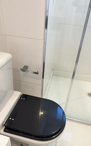 Apartamento à venda com 131m², 3 quartos e 3 vagas Apartamento à venda com 131m², 3 quartos e 3 vagasBanheiro da Suíte 3