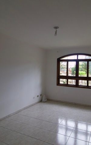 Casa para alugar com 175m², 3 quartos e 2 vagas Casa para alugar com 175m², 3 quartos e 2 vagasSala 1