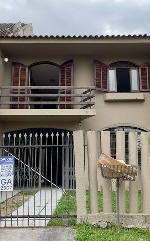 Casa para alugar com 175m², 3 quartos e 2 vagas Casa para alugar com 175m², 3 quartos e 2 vagasFachada