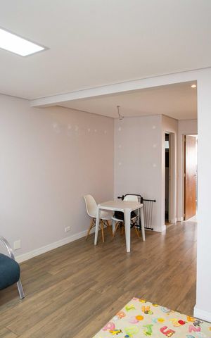 Casa para alugar com 220m², 3 quartos e 2 vagasSala