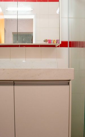 Casa para alugar com 220m², 3 quartos e 2 vagasBanheiro Social