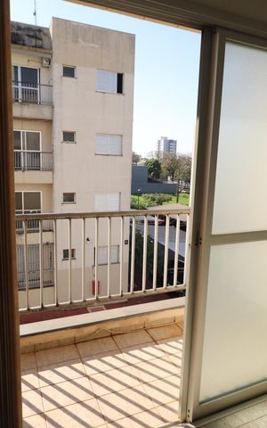 Apartamento para alugar com 66m², 2 quartos e 1 vagaSacada