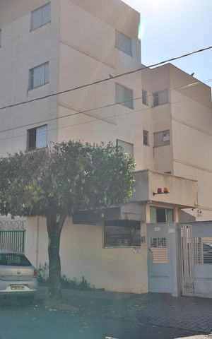 Apartamento para alugar com 66m², 2 quartos e 1 vagaPlaquinha