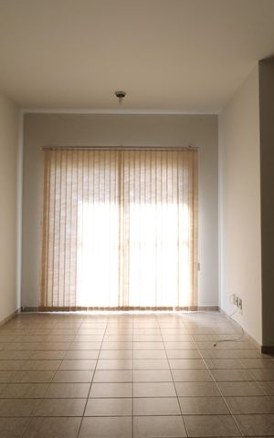 Apartamento para alugar com 66m², 2 quartos e 1 vagaSala