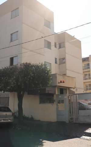 Apartamento para alugar com 66m², 2 quartos e 1 vagaPlaquinha