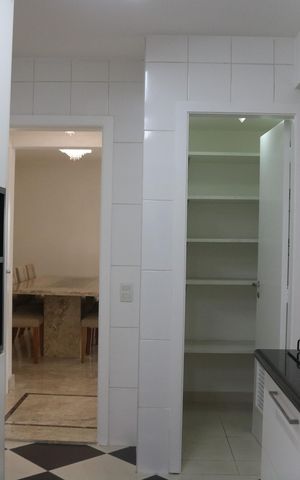 Apartamento para alugar com 160m², 3 quartos e 2 vagasCozinha