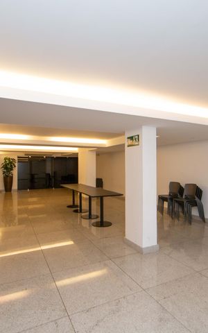 Apartamento à venda com 84m², 3 quartos e 2 vagas Apartamento à venda com 84m², 3 quartos e 2 vagasSALAO DE FESTAS