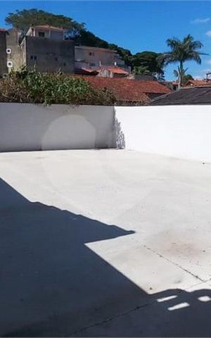 Casa de condomínio à venda com 550m², 2 quartos e 1 vaga