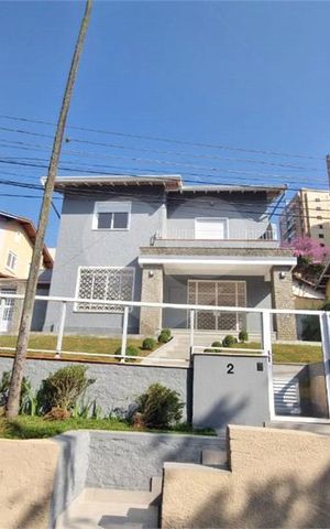 Casa de condomínio à venda com 386m², 2 quartos e 5 vagas