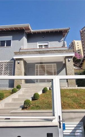 Casa de condomínio à venda com 386m², 2 quartos e 5 vagas