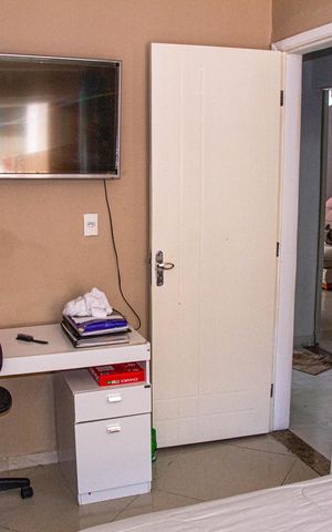 Casa de condomínio para alugar com 180m², 4 quartos e 3 vagas