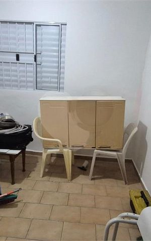 Casa à venda com 76m², 3 quartos e 4 vagas