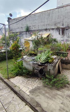 Casa à venda com 213m², 4 quartos e 4 vagas