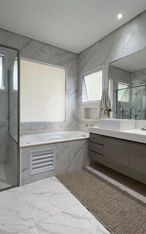 Casa de condomínio à venda com 287m², 4 quartos e 5 vagas