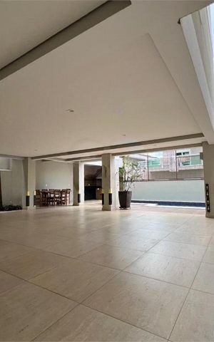 Casa de condomínio à venda com 287m², 4 quartos e 5 vagas
