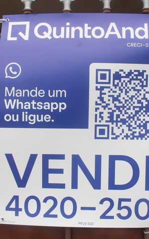 Casa à venda com 185m², 2 quartos e 2 vagasPlaca