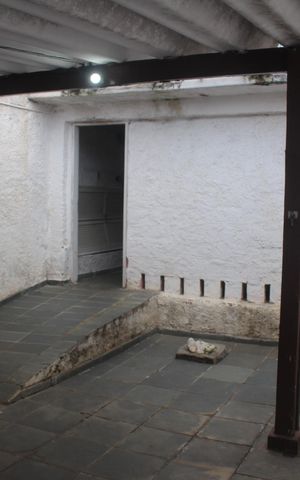 Casa à venda com 185m², 2 quartos e 2 vagasQuintal