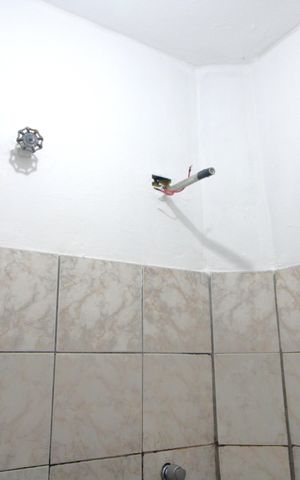 Casa para alugar com 42m², 1 quarto e sem vagaBanheiro