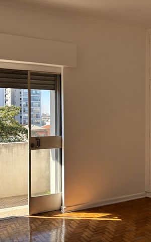 Apartamento à venda com 187m², 3 quartos e 1 vaga Apartamento à venda com 187m², 3 quartos e 1 vagaSuíte